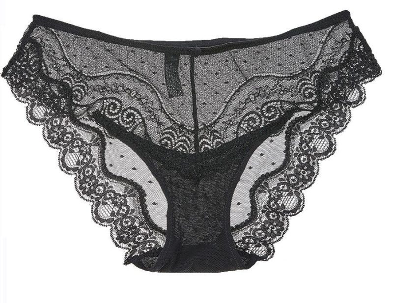 Petite culotte en dentelle b