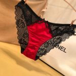 Culotte ajourée en satin de soie glacée