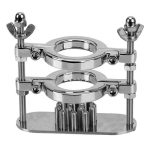 Serre-testicules en acier